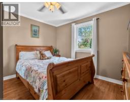 21 HILDA Street - 12