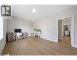 2815 RED MAPLE Avenue - 32