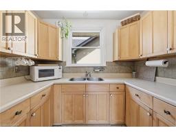 20 PEEL Street S - 14