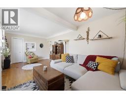 20 PEEL Street S - 17