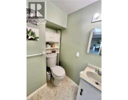 241 THORNER Drive - 38
