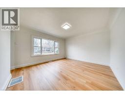 22 DAVID Avenue - 11