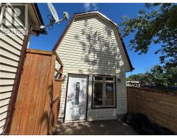 12 WALPOLE Drive - 39