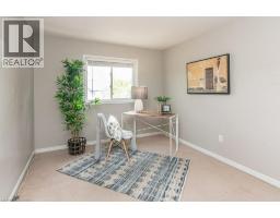 71 FOXGLOVE Crescent - 34