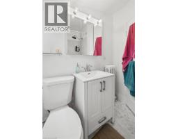 149 YOUNG Street - 38