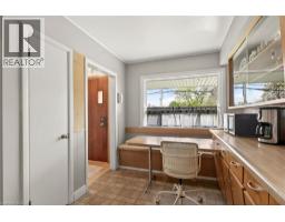 385 MOUNTAIN CREST Avenue - 9