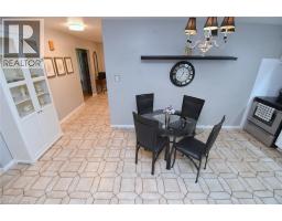 64 WINNETT Street N - 10
