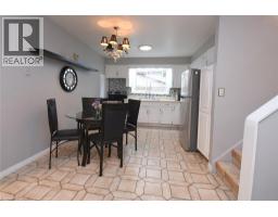 64 WINNETT Street N - 13