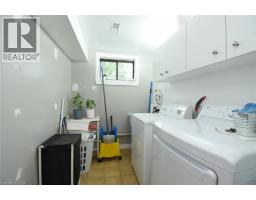 64 WINNETT Street N - 29