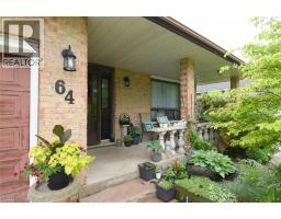64 WINNETT Street N - 4