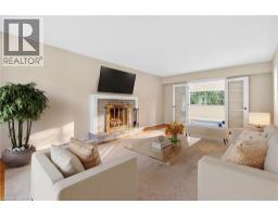 150 MANSFIELD Drive - 7