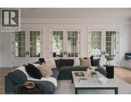 147 BEVERLY Court - 22
