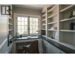 147 BEVERLY Court - 26
