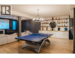 147 BEVERLY Court - 36