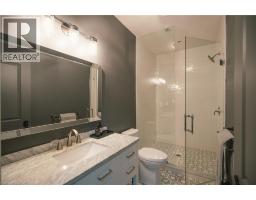 147 BEVERLY Court - 40