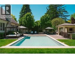 147 BEVERLY Court - 43