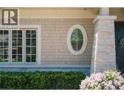 147 BEVERLY Court - 6