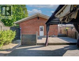 68 KINGSLEA Drive - 34