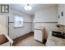 187 PARADISE Road N - 29