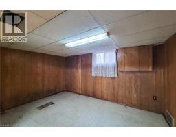 187 PARADISE Road N - 45