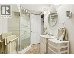 227 GLANCASTER Road - 26