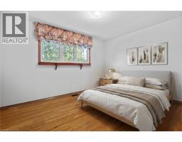 12 LORNE Avenue - 13