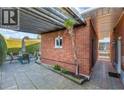 12 LORNE Avenue - 35