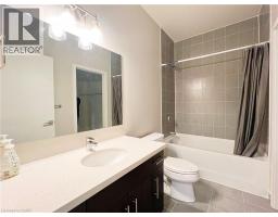 690 W KING Street W UnitNo. 116 - 4