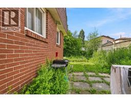 6 TAMARACK Court - 23