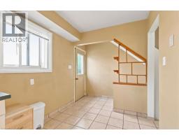 6 TAMARACK Court - 9
