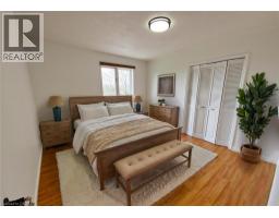 17 CEMETERY Road - 18