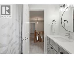 2418 BUTTERNUT Crescent - 37