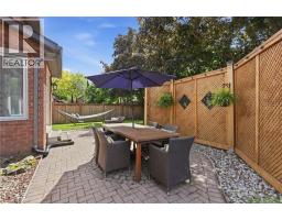 2418 BUTTERNUT Crescent - 46