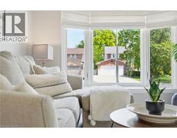 2418 BUTTERNUT Crescent - 7
