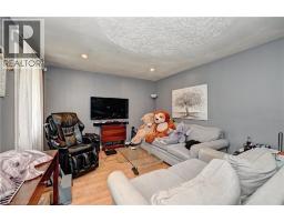 525 FALLINGBROOK Drive - 9