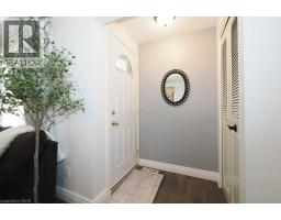 279 SANDOWNE Drive UnitNo. 32 - 3