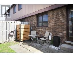 279 SANDOWNE Drive UnitNo. 32 - 35