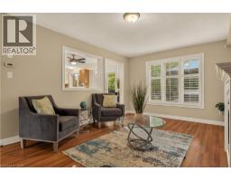 72 ETHERINGTON Crescent - 10