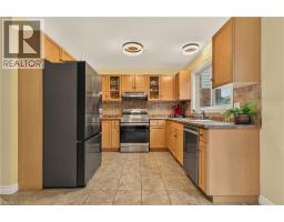72 ETHERINGTON Crescent - 13