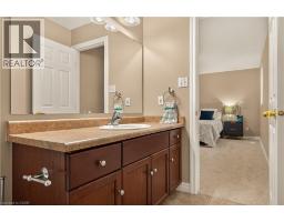 72 ETHERINGTON Crescent - 31