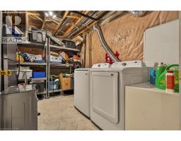 72 ETHERINGTON Crescent - 38