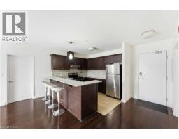26 WELLINGTON Street UnitNo. 404 - 6