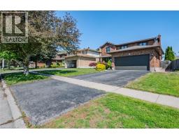 141 LYNNDALE Road - 2