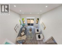 795 LAURELWOOD Drive UnitNo. C13 - 18