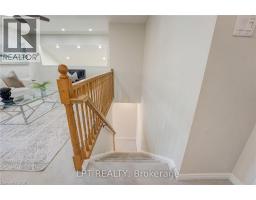 795 LAURELWOOD Drive UnitNo. C13 - 33