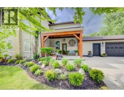 35 SCHWEITZER Street - 2