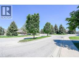96 BLUELAGOON Drive - 42