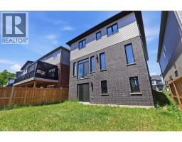 375 CHOKECHERRY Crescent - 24