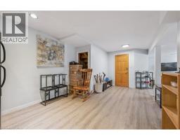 35 VICMOUNT Drive - 11