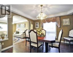 39 PEREGRINE Crescent - 12